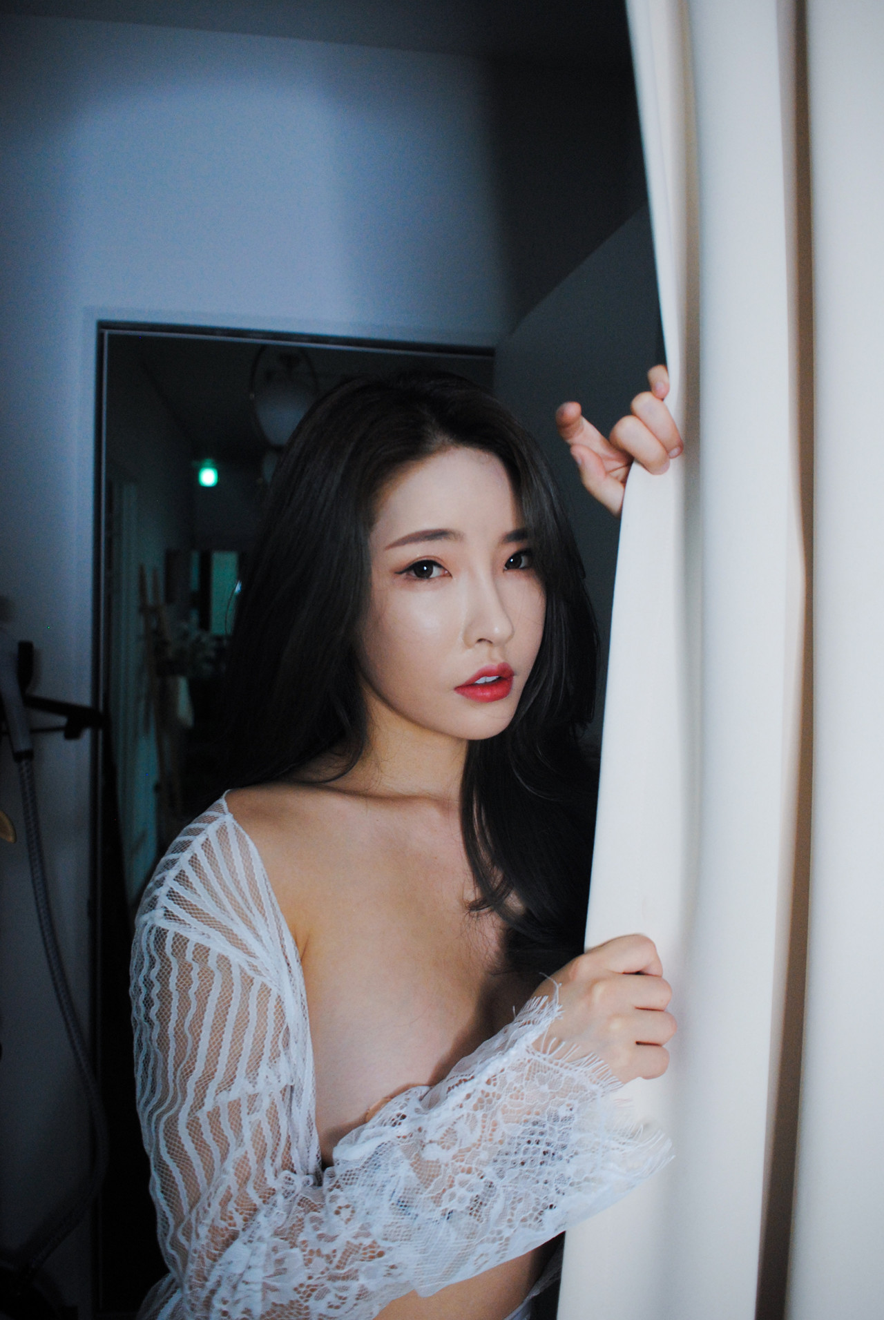 Hanna 한나, Photobook ‘White’