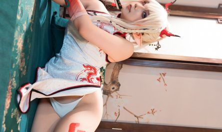cosplay-小和甜酒-&-橙风千雅-明日方舟年夕旗袍双人御守-set.01