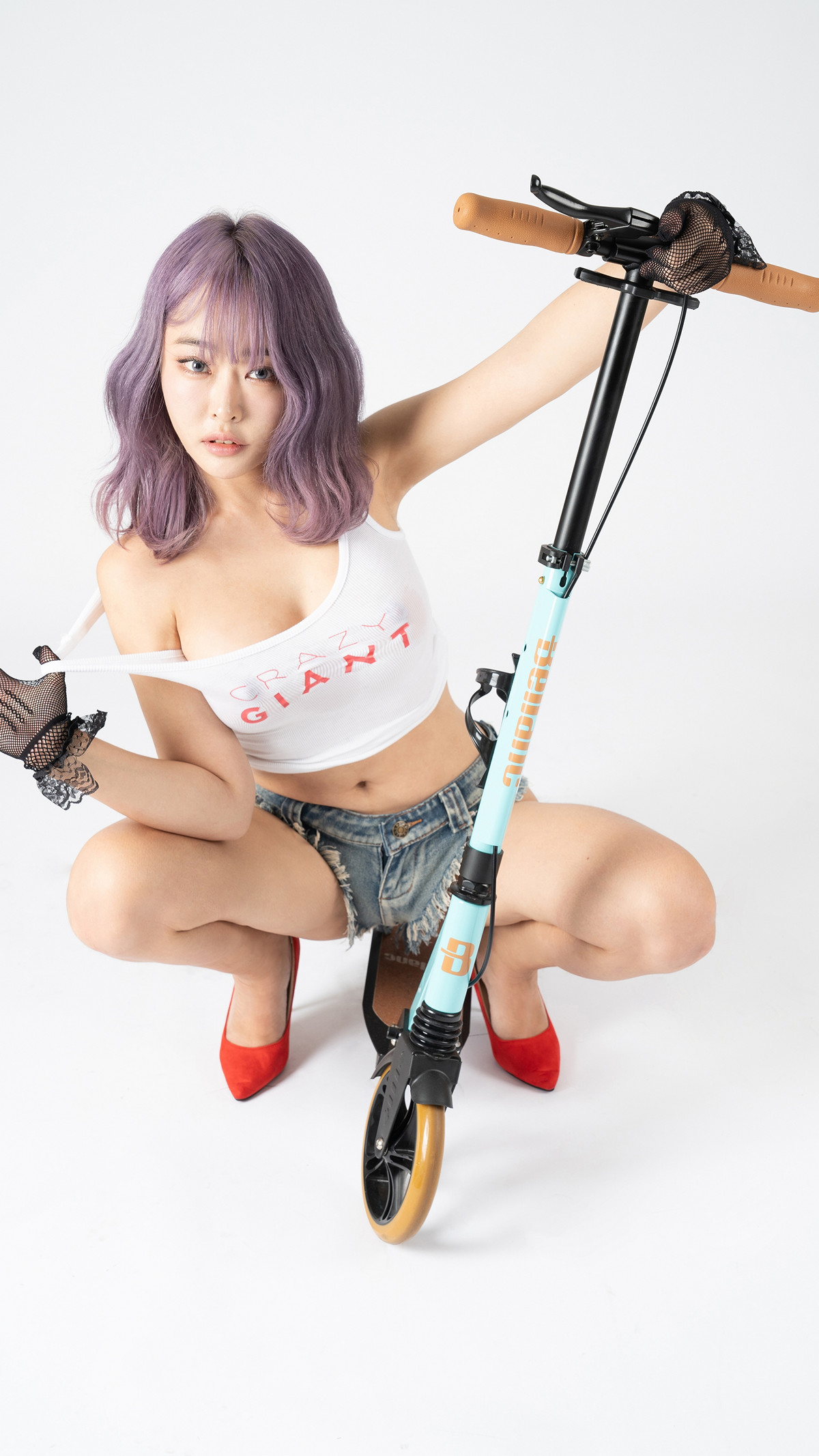 Hanuru 하느르, Crazy Giant ‘Sexy Photobook Vol.01’ Set.01