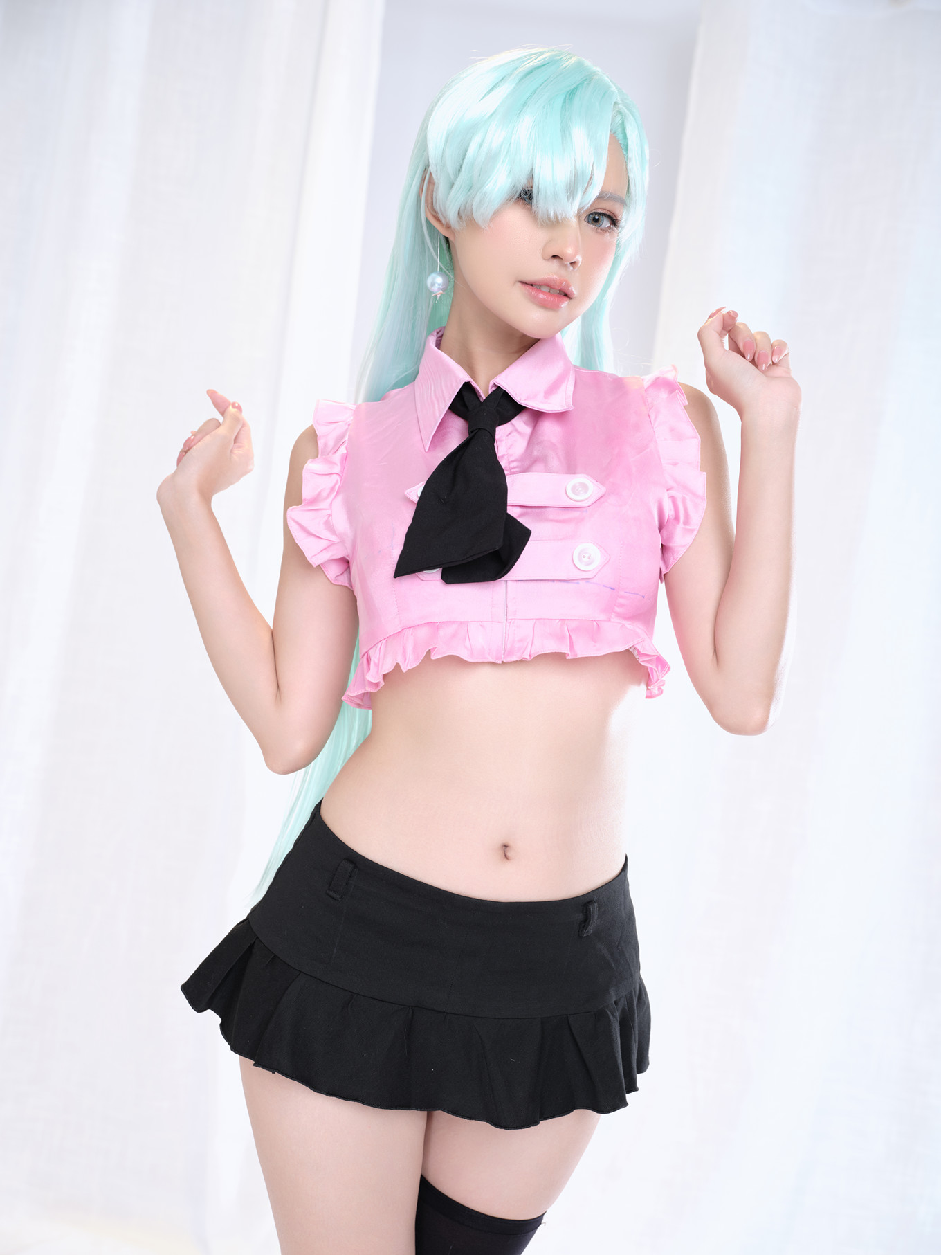 Cosplay PingPing平平 – Elizabeth Liones
