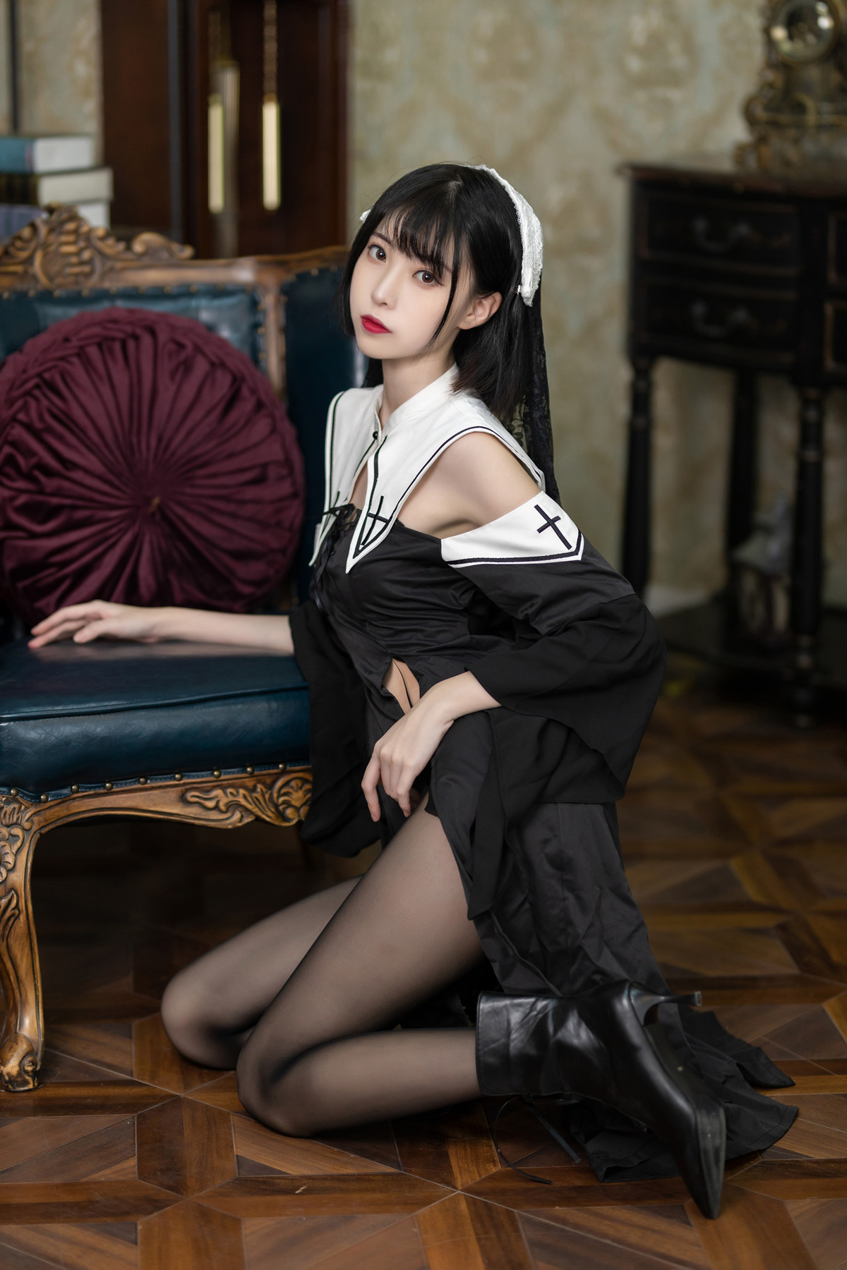 Cosplay 许岚LAN – 暗黑修女