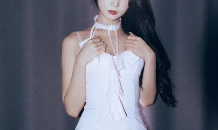 hanseul-한슬,-photobook-「black-swan」-set.01