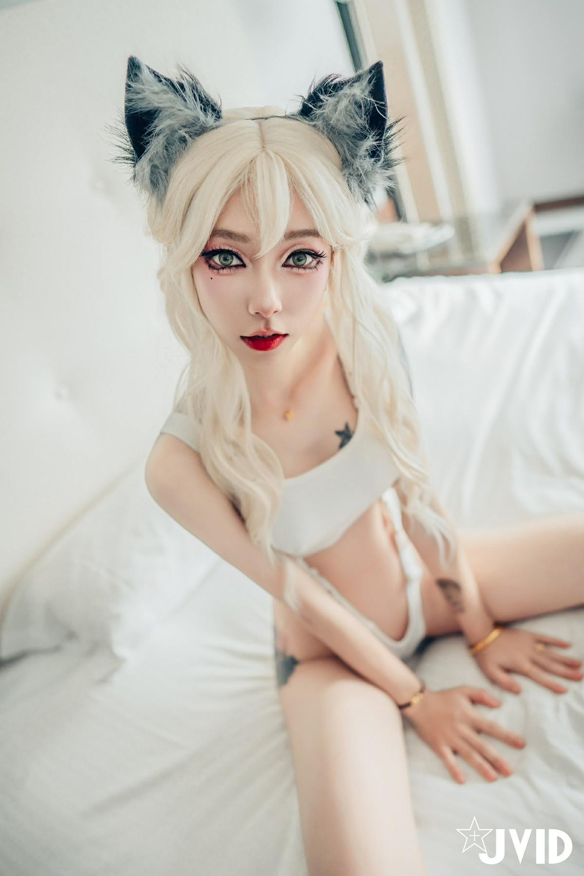 JVID 飄飄哥 ????取精小狐狸????尺度色度大升級????自己壞壞失神口水狂流????整本大量粉粉榨光精????衛生紙代言人一滴不剩????繽紛變妝派對比賽???? Set.04