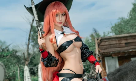 cosplay-umeko.j-–-volume-nikke