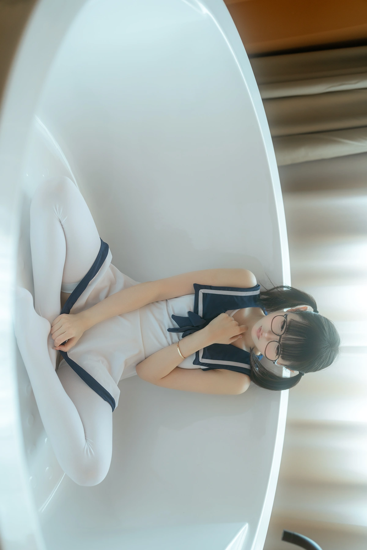Cosplay 幼水铃衣 – 梦浴少女 Set.01