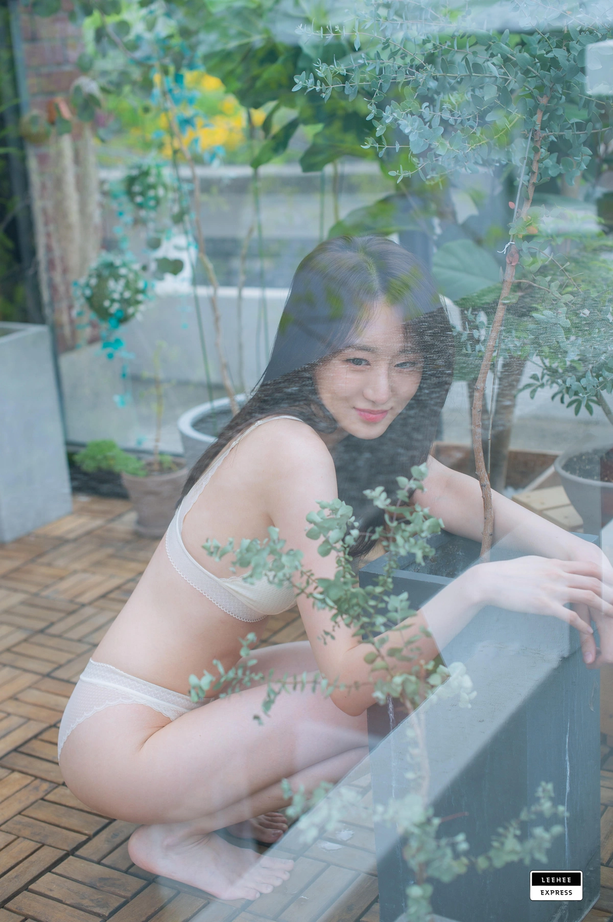 Na Kyung 나경, LEEHEE EXPRESS LERB-093 Set.01