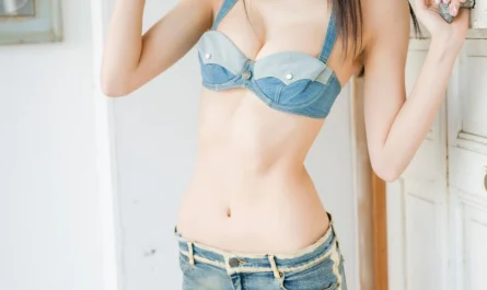 yagi-hinata-八木ひなた,-flashデジタル写真集-「アイドル大航海時代-桃色プリンセス」-set.01