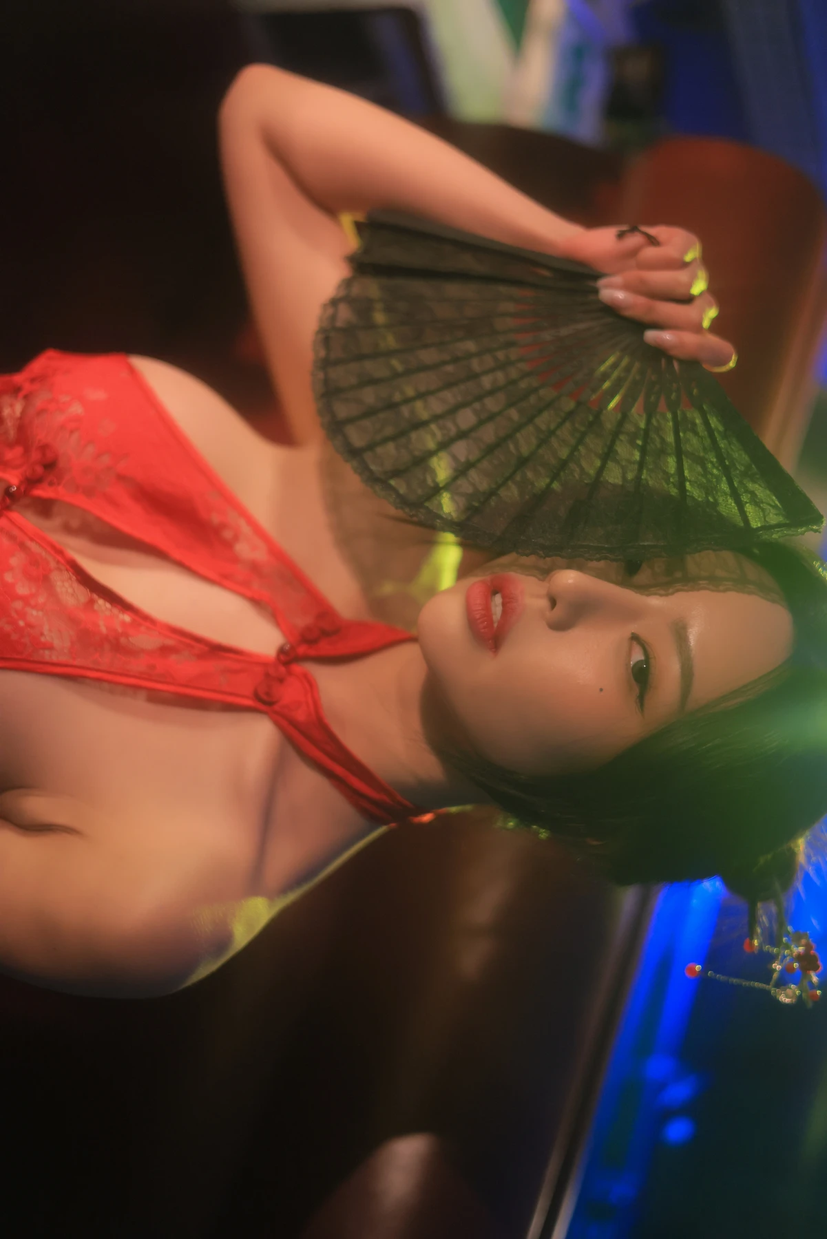 Dongeuran 동그란, PhotoBook 「Hong Kong」 Set.02