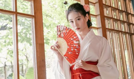 年年nnian,-写真集-[a版]以爱之名