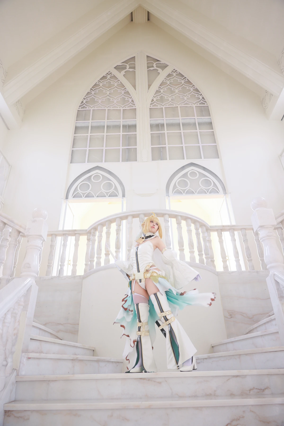 Cosplay G44不会受伤 – 尼禄花嫁