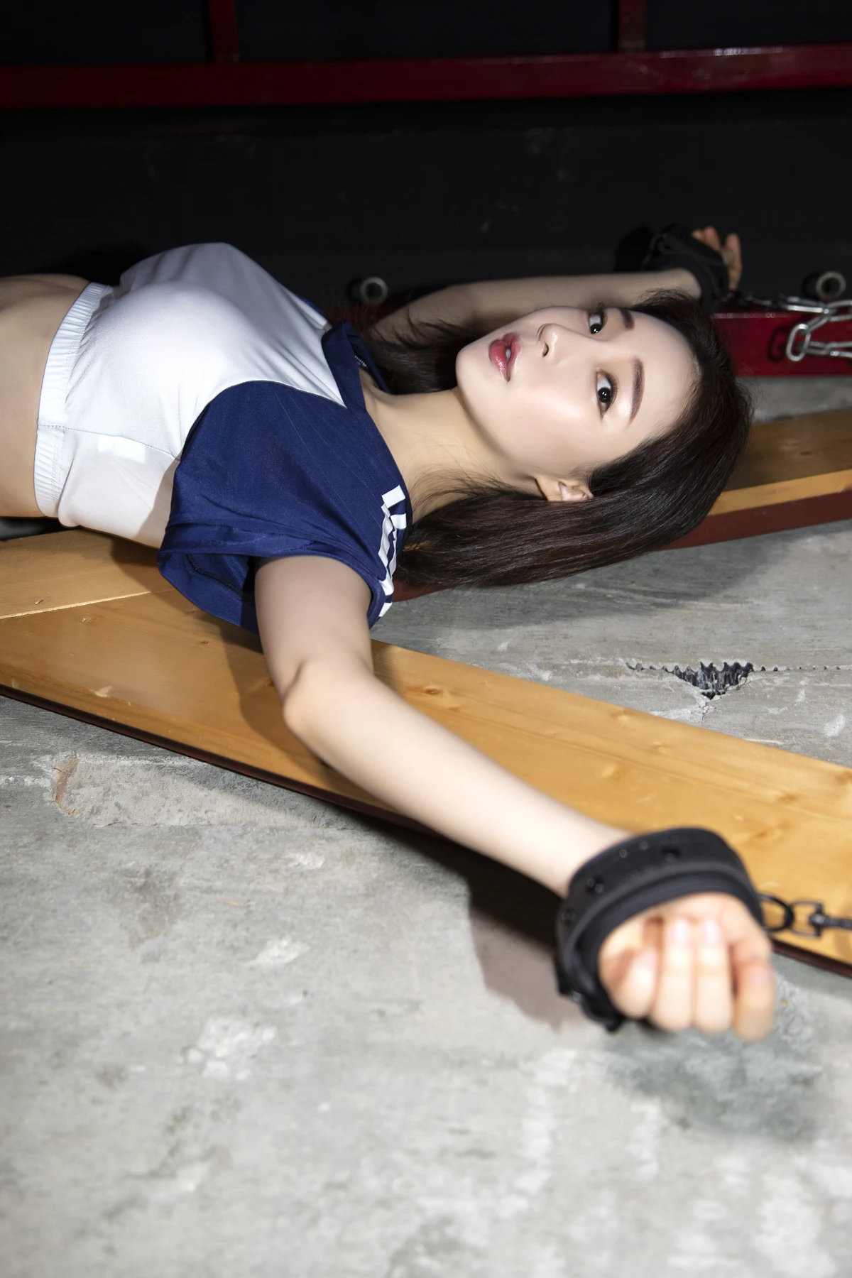 SUA 지수아, Leak Photobook Vol.02 Set.02