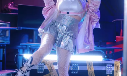 cosplay-屿鱼-–-胜利女神：妮姬-毒蛇