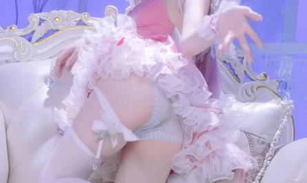 cosplay-半半子banbanko-–-歐根親王bunny