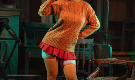 cosplay-umeko.j-–-velma-scooby-doo